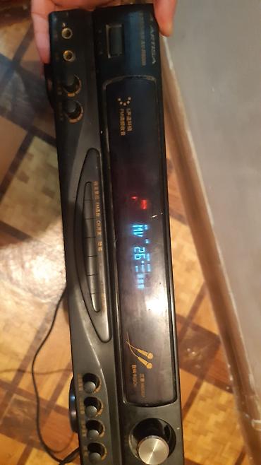 Сабвуферы для авто: Продаю Буфер Сабвуфер с усилителем оригинал 1500w 8000с ватсап короб — 1