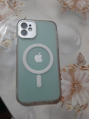 купить бу iphone 11 pro: IPhone 11, Б/у, 64 ГБ, Защитное стекло, Чехол, 77 %