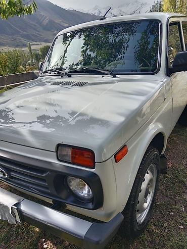 дверь на приору: ВАЗ (ЛАДА) 4x4 Нива: 2020 г., 1.7 л, Механика, Бензин, Внедорожник — 2