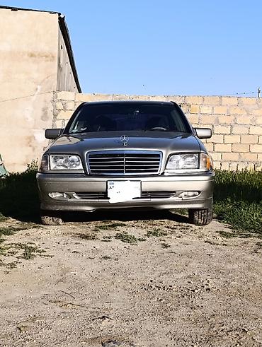 mercedes 160 a: Mercedes-Benz C-Class: 2.3 l | 1998 il Sedan — 1
