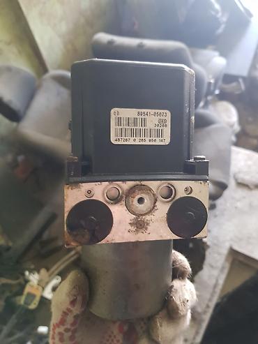 d 4d: Коробка передач Механика Toyota 2004 г., Б/у, Оригинал, Япония — 2