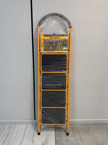 Складные стремянки-лестницы: Складная стремянка-лестница, Материал: Металл, Новый, Для дома, Высота: До 2 м — 3