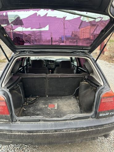 Volkswagen: Volkswagen Golf: 1993 г., 1.6 л, Механика, Бензин, Хэтчбэк — 3