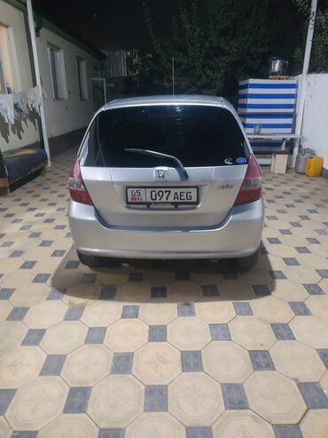 правый крыло фит: Honda Fit: 2003 г., Хетчбек