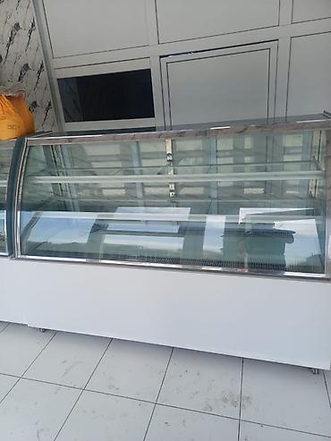 Soyuducu avadanlığı: Vitrin soyuducu 550 Azn. Ideal veziyyetde. Olchu 1.75. Unvan Mashtaga — 1
