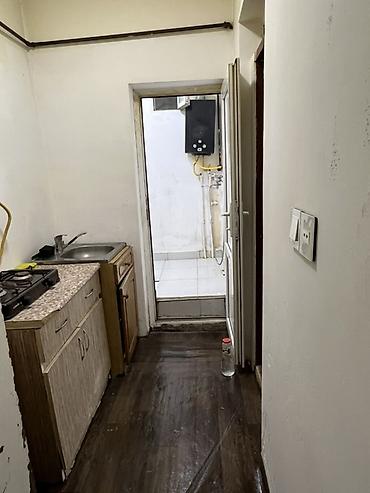 Квартиры: 1 otaq kirayə ayrıca girişi çıxışı olan. Əhmədli metroya 5 dəq — 4