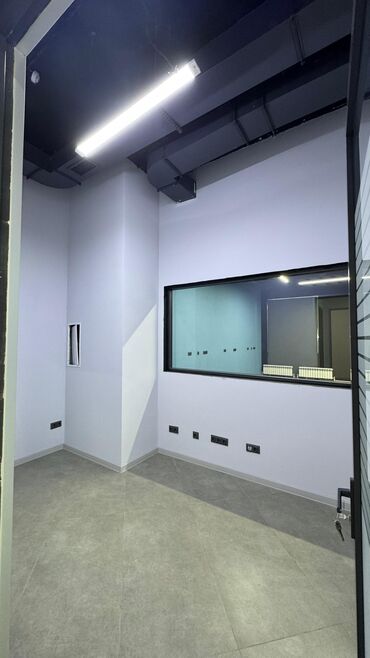 Аренда офисов: Сдаю Аренда офисов, 213 м², В жилом комплексе, С отдельным входом, С отдельным сан узлом, С системой безопасности — 2