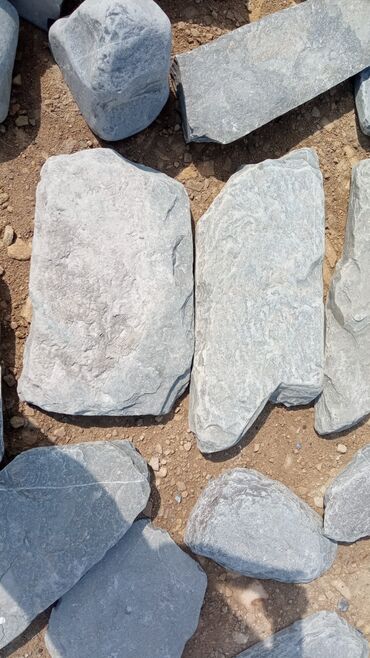 Dekorativ daşlar: Təbii daş məhsulları - Bazalt/klinker tipli qara-boz döşəmə daşları — 7