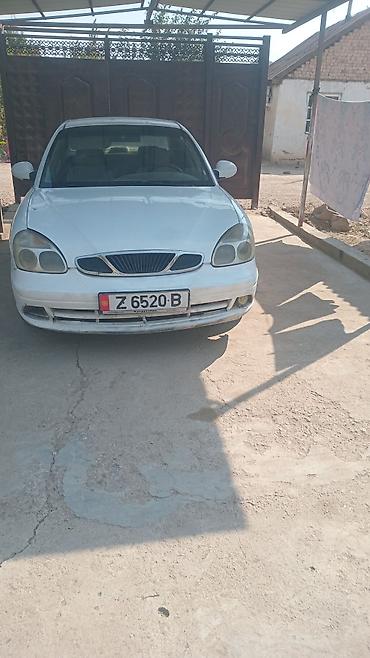 Daewoo Nubira: 1999 г., 1.5 л, Механика