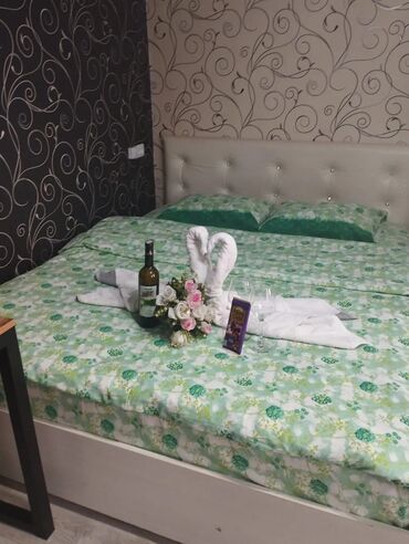 снять квартиру бишкек на долгий срок: 1 бөлмө, Душ кабинасы, Жаздык, жууркан-төшөк каптары, Кондиционер