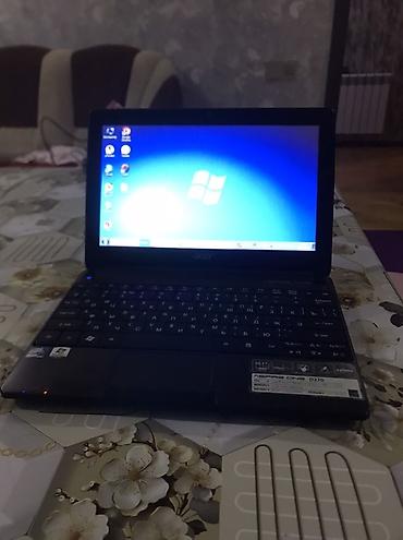 noutbuklar windows10: Acer Aspire One D270 netbuku Xüsusiyyətlər: - Ekran: 10.1" LED - — 2