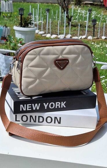 haljine svecane beograd: Elegant purse, Prada