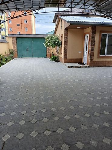 d4 50: 2 otaqlı, 62 kv. m, Yeni təmirli — 1