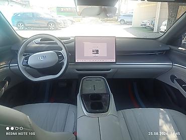 богаж: Changan : 2024 г., 0.1 л, Автомат, Электромобиль, Седан — 10