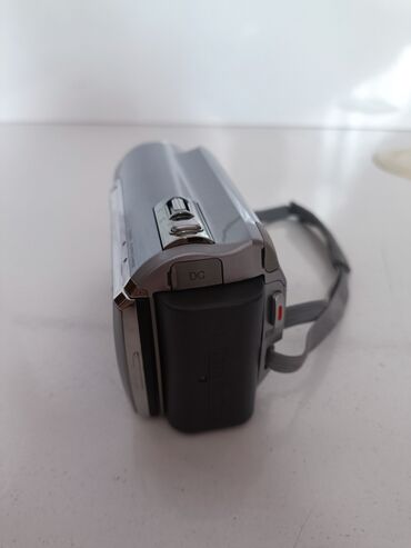 слайдер для фотоаппарата: JVC Everio HDD videokamera Xüsusiyyətlər: - 35x optik zum – uzaq