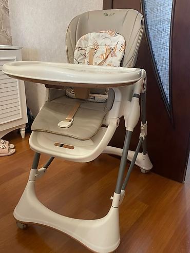 Yemək masaları, oturacaqları: Uşaq yemək arabası, karma baby markasıdır, 220 manata alınıb, aşağı — 2