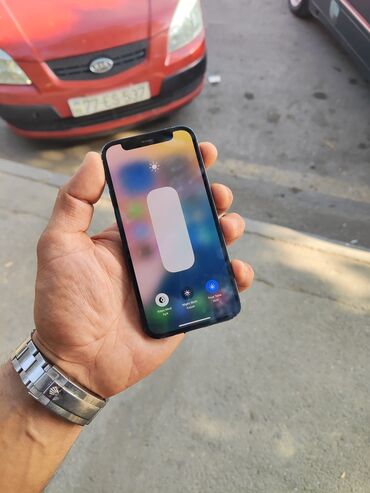 soba mini: IPhone 12 mini, 64 GB, Qara, Face ID