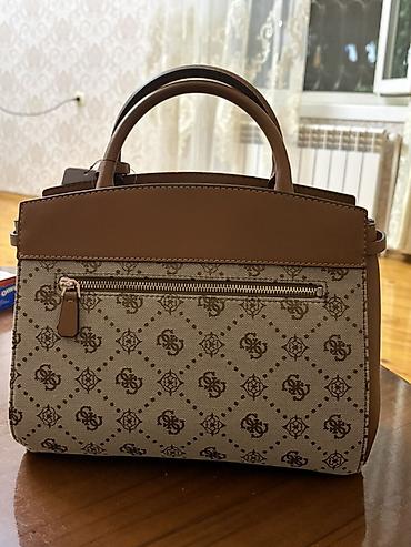 sumqayıtda canta: GUESS qadın çantası - Model: Top-handle çanta, çıxarıla bilən uzun — 3