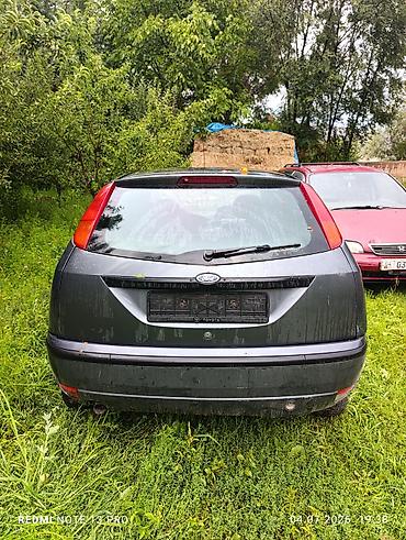 stage 3: Ford Focus I (хэтчбек, 5 дверей), темно‑серый, продаётся целиком под — 2