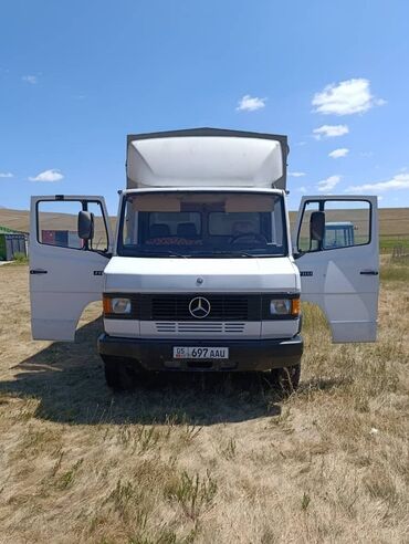 какая машина подходит для яндекс такси бишкек: Грузовик, Mercedes-Benz, Стандарт