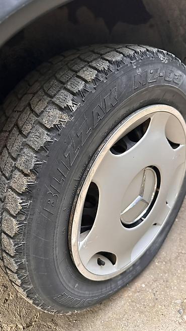степ эреф 1: Mercedes-Benz E-Class: 1990 г., 2.3 л, Кол менен иштөөчү, Бензин, Седан — 10