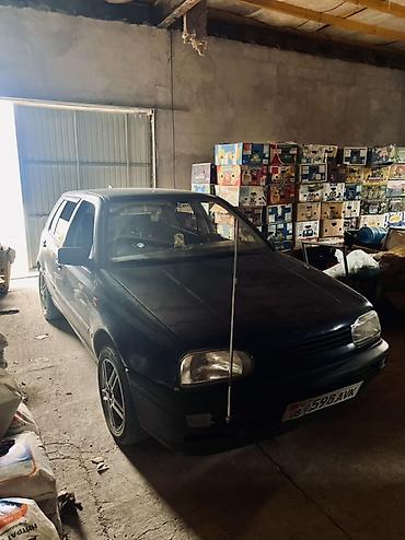 Volkswagen Golf: 1992 г., 1.6 л, Кол менен иштөөчү, Бензин, Хетчбек — 6