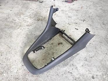 centralno za kola: GOLF 6 ENTERIJER | Plastike enterijera golf6 Plastika oko menjaca — 1