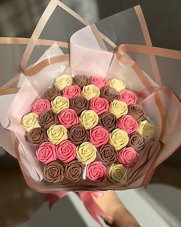 Кондитерские изделия, сладости: Шоколаддан жасалган роза букеттери майрамдарда конулду которуучу белек — 8