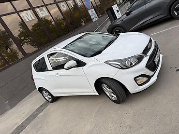 спарк в аренду: Chevrolet Spark: 2020 г., 1 л, Автомат, Бензин, Хэтчбэк — 5