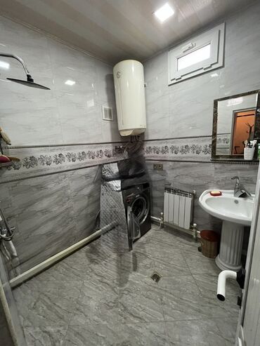 Uzunmüddətli kirayə evlər: 200 kv. m, 5 otaqlı, Kombi, Qaz, İşıq