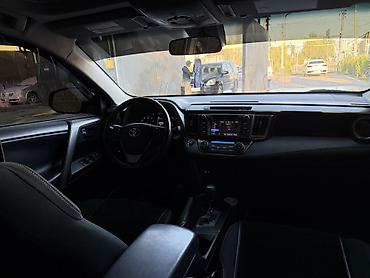 Toyota: Toyota RAV4: 2018 г., Кроссовер — 11