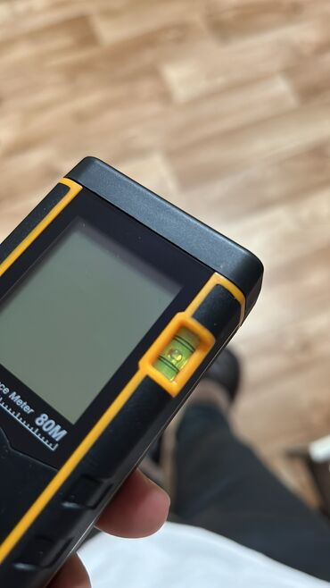 Рулетки и дальномеры: Лазерные измерители длины Рулетка с уровнем SNDWAY 40 метров - 3000 — 11