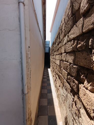 Həyət evləri və villaların satışı: 3 otaqlı, 6 kv. m, Kredit yoxdur, Orta təmir — 11