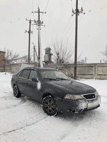 Daewoo: Daewoo Nexia: 2010 г., 1.6 л, Механика, Бензин, Седан