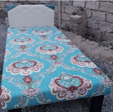Çarpayılar: Təzə çarpayılar. 1 nəfərlik çarpayılar 60manat. 2 nəfərlik taxt — 8