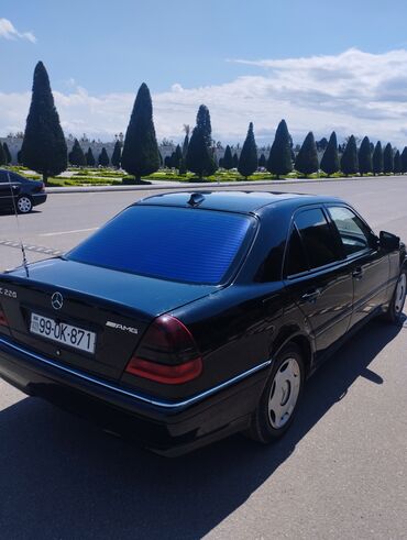 Mercedes-Benz: Mercedes-Benz 220: 2.2 l | 1998 il Sedan
