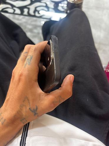 Apple iPhone: IPhone 11, 128 GB, Qara, Zəmanət, Barmaq izi, Simsiz şarj — 5