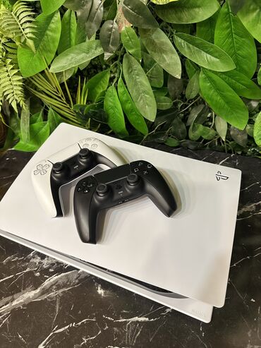 playstation 5 aliram: PlayStation 5. Kontakt home dan alinib. Ceki var. Tezedir