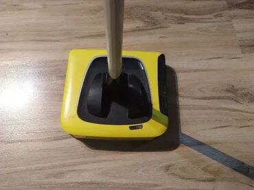 Štapni usisivači: 1. Karcher KB5 Lepo ocuvana ispravna. 2. Karcher EB30/1 . Neispitana — 6