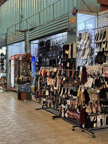 Коммерческая недвижимость: Продаю контейнер на рынке Дордой Ходовое место на проходе Кишка / — 7