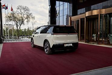 outback bs: Легковое авто, Пункт назначения: Все направления, Количество мест: 4, Лицензия №: лизинг аренда — 7