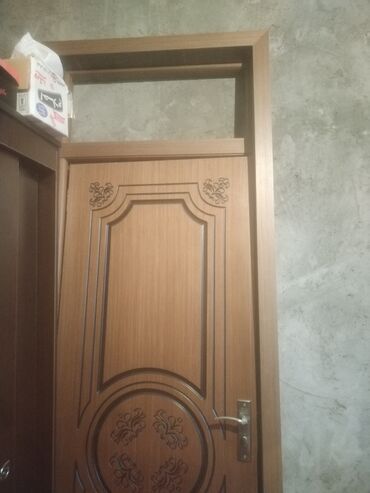 islemis qaplar: МДФ Межкомнтаная дверь Б/у, Бесплатная установка