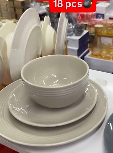 gomila: Elegantni 18-delni servis za ručavanje – premium keramika sa finim — 3