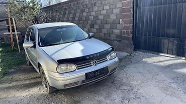 Volkswagen: Volkswagen Golf: 2001 г., 1.6 л, Механика, Бензин, Хэтчбэк — 2