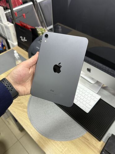 Apple iPad: Apple IPad Mini 6 / 64GB / Space Grey Ideal veziyyetdedi. Yeni