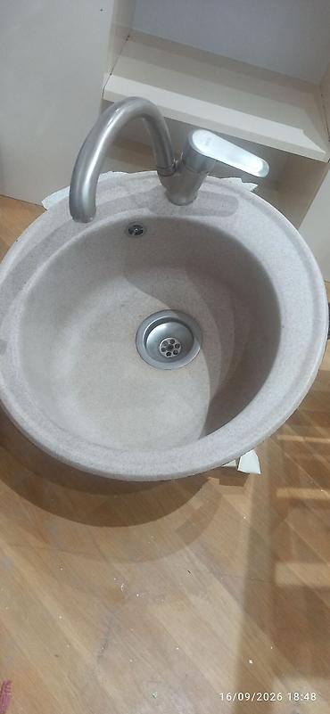 mətbəx cılcıraqları: Mətbəx üçün dairəvi qranit kompozit evye və qarışdırıcı kran dəsti - — 2