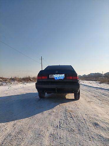 сурочно: Volkswagen Vento: 1992 г., 1.8 л, Механика, Бензин, Седан — 8