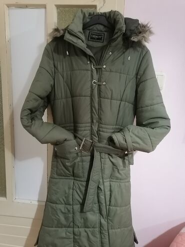 moncler jakne zenske cena: L (EU 40), Single-colored, With lining