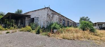 Аренда складов и мастерских: Сдаётся склад и офис в г. Ош Сдаётся складское помещение и офисное — 9