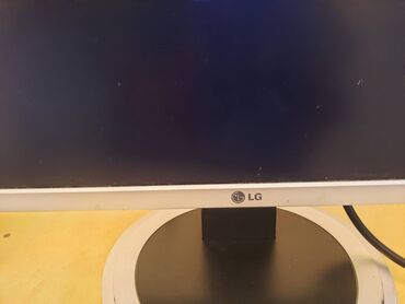 Monitori: LCD LG monitor za desktop racunar, kompjuter.
Ispravan.
Bez kablova — 10